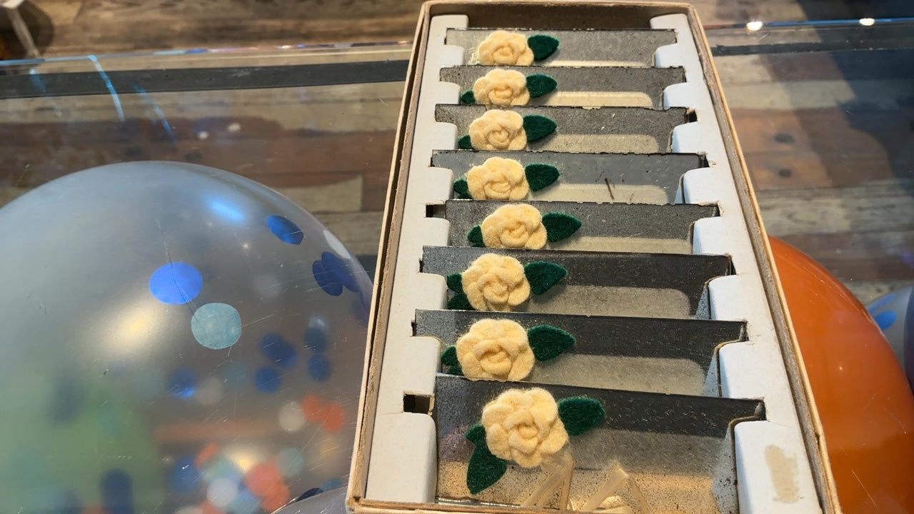 Magnolia Place Cards