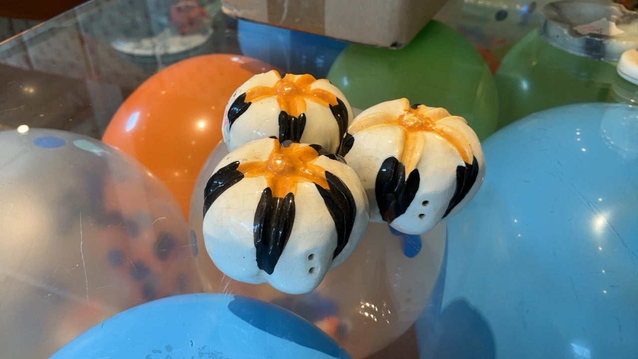 Decorative Shakers