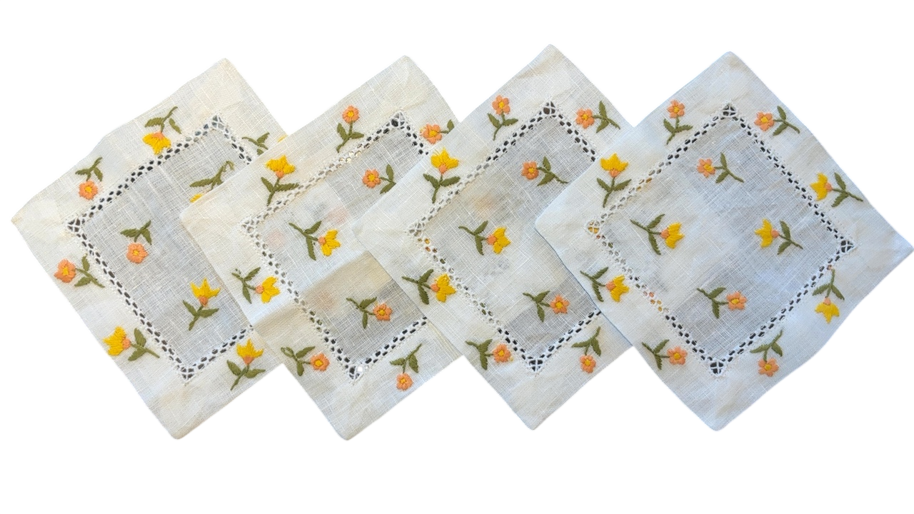 ‘Hibiscus Linens’ Embroidered Yellow Floral Cocktail Napkins (4)