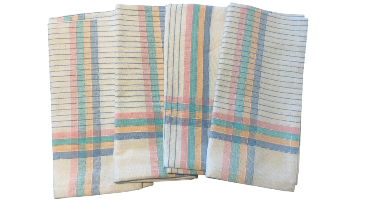 Vintage Pastel Plaid Napkins (4)