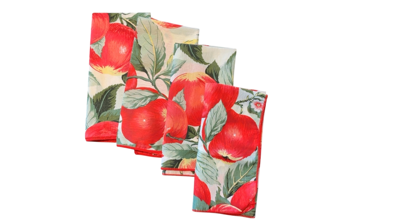 Vintage Apple Napkins (4)