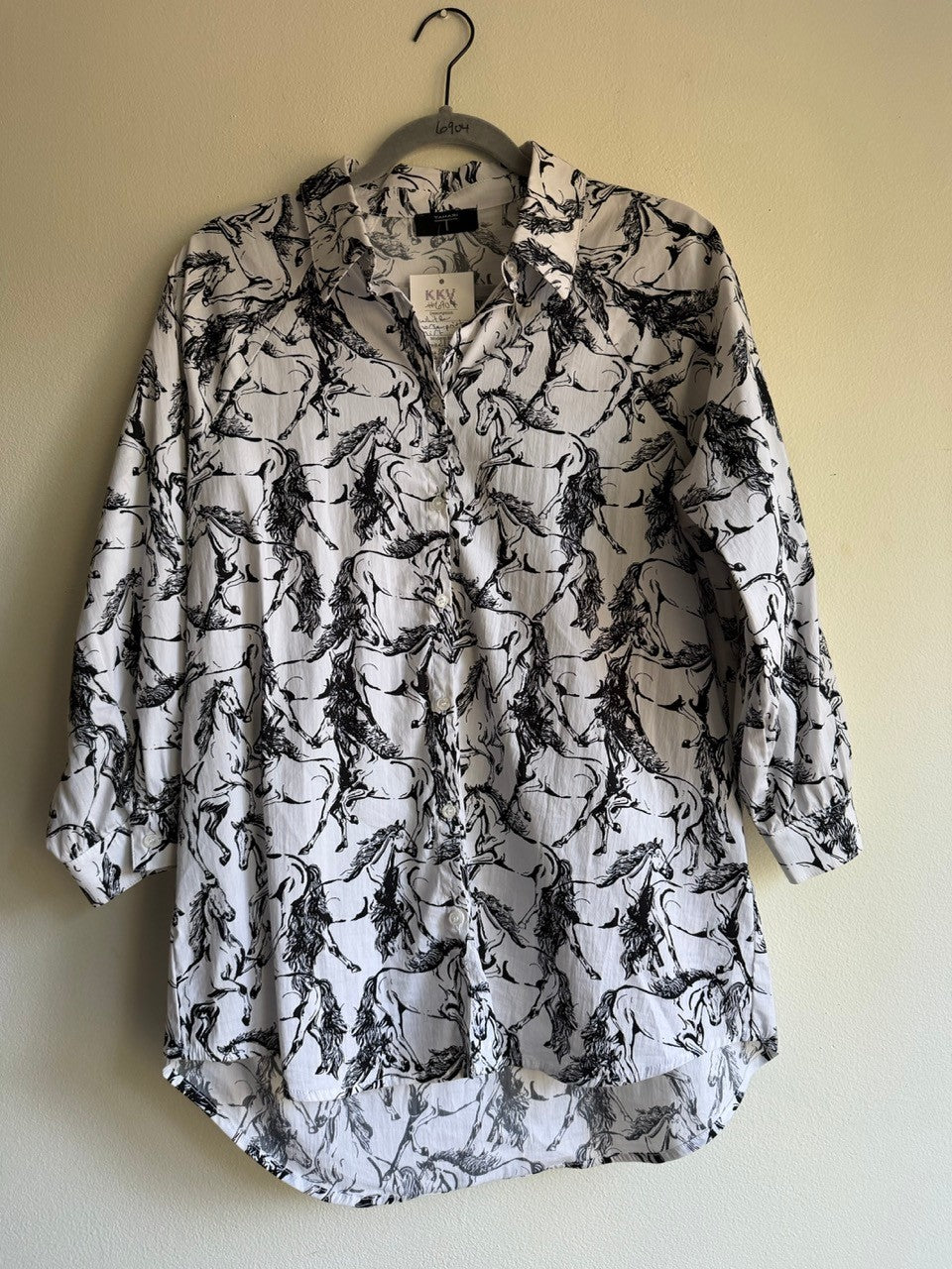 modern horse shirt
