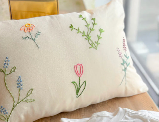 10:00 AM Friday, August 22nd - Hand Embroidery with Award Winning Mariana Goodall of Hibiscus Linens - Botanical Sampler Class