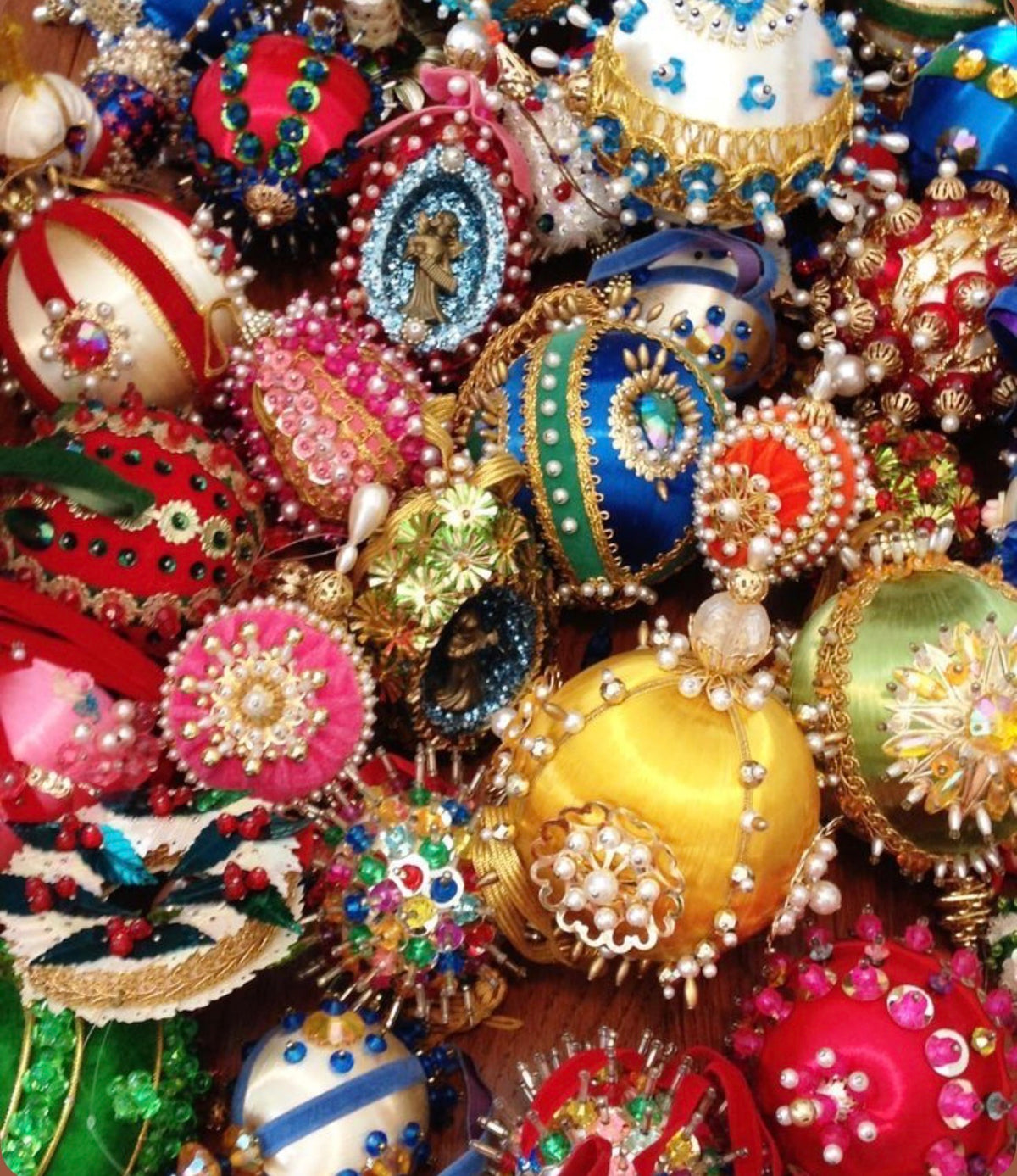 Wednesday, December 2nd 6-8pm: Vintage Inspired Stick Pin Ornament Craft Night with Rattlesnake Betty