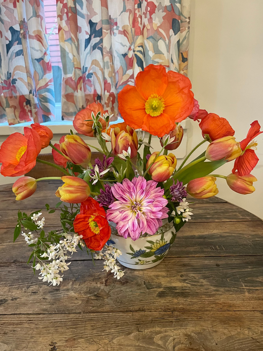 Tuesday November 18th 6pm-8pm: Learn the Art of Floral Design with Marianne Smith